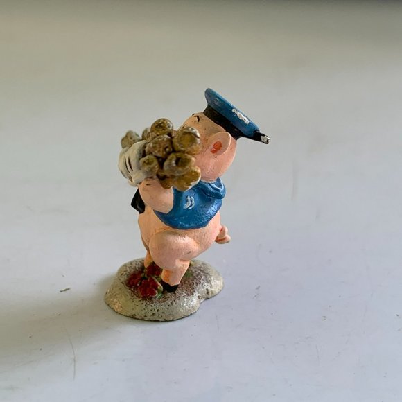 Fifer Pig Disney 3 Little Pigs WDCC Enchanted Places Miniature (Damaged) 1990s - Picture 5 of 8